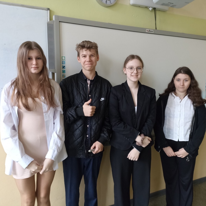 Klasa 8a w Dniu Biznesu