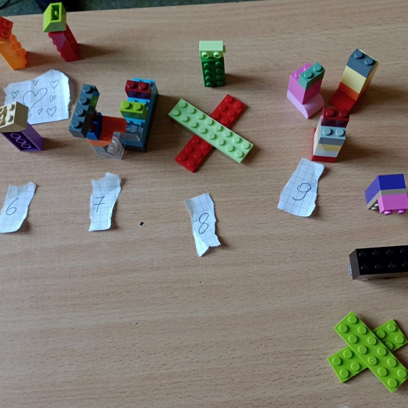 przykazania Boże 6-9 zbudowane z klocków LEGO