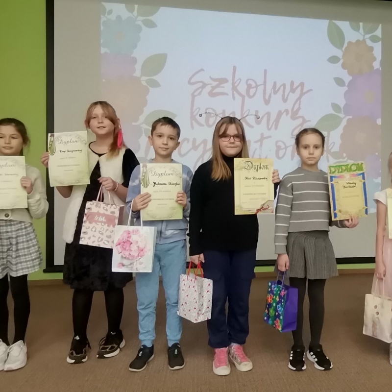 Laureaci w konkursie recytatorskim