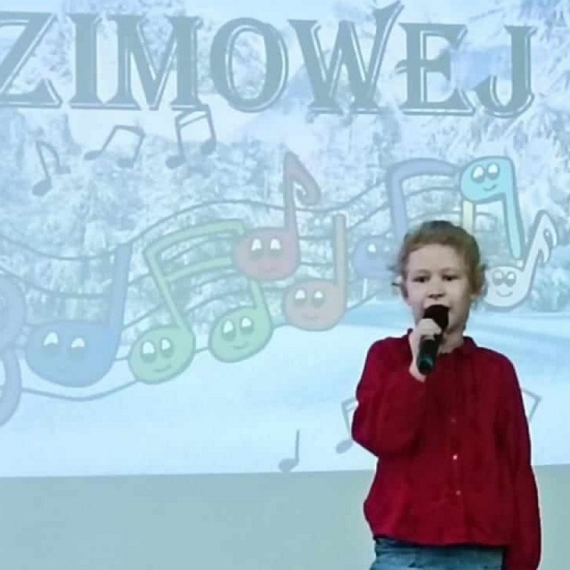 Uczennica z klasy I wyróżnienie
