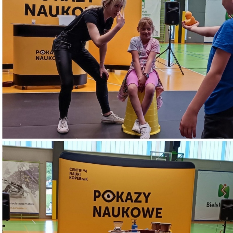 Uczniowie podczas pokazów naukowych