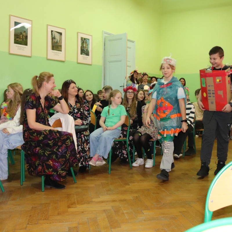 Klasa 4 podczas pokazu