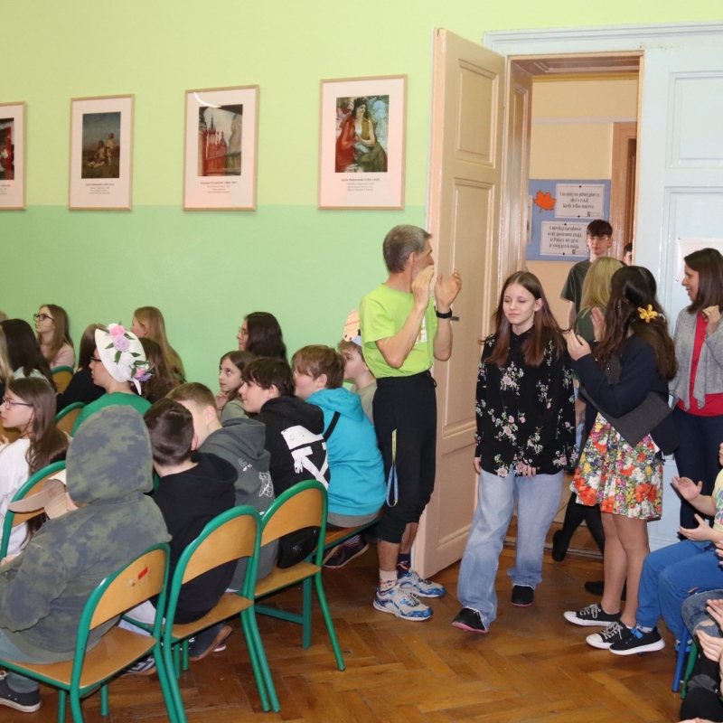 Klasa 8 podczas pokazu