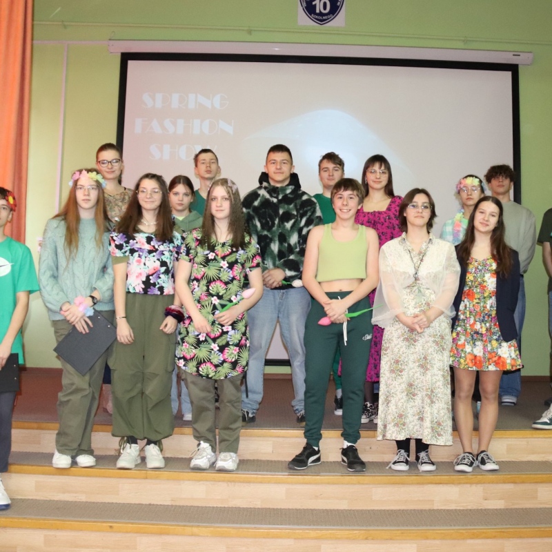 Klasa 8 podczas pokazu