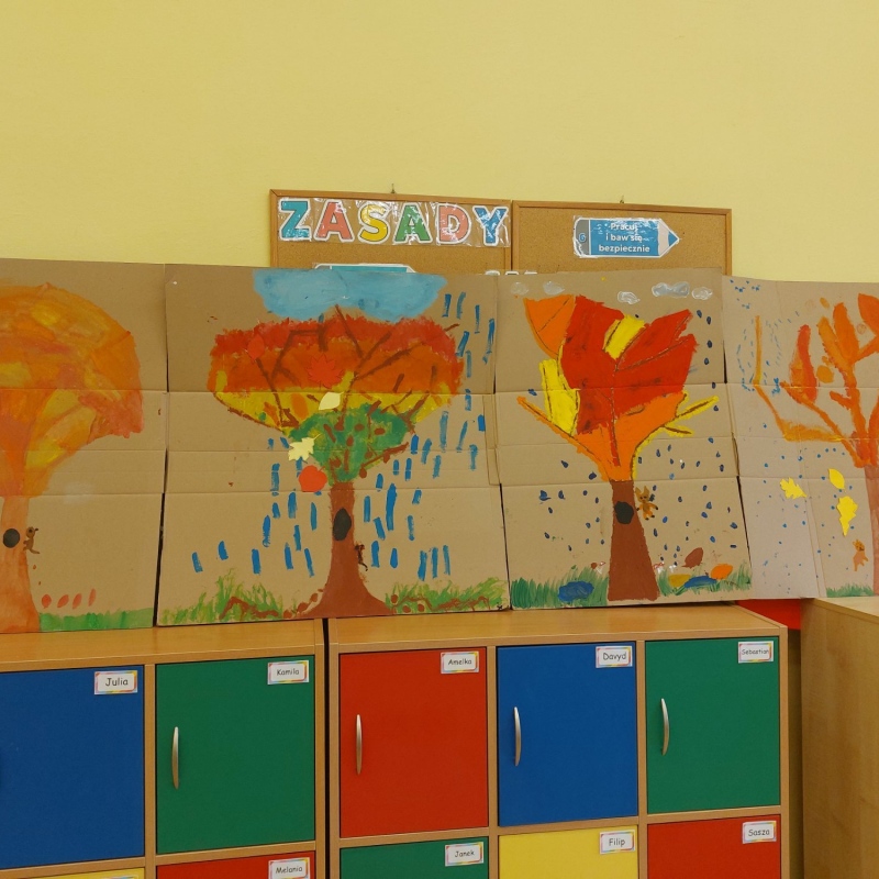 Jesienne drzewa klasy 2b