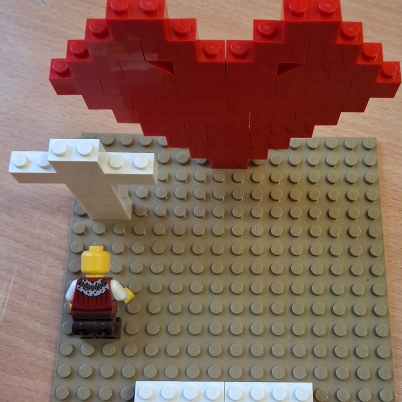 serce z klocków lego