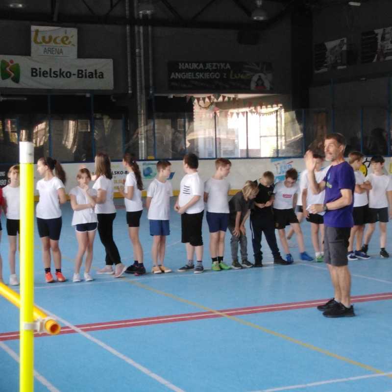 Dzień sportu klasy starsze podczas zawodów