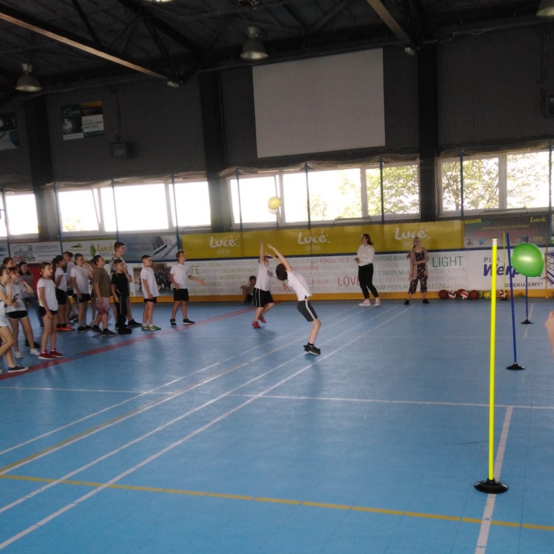 Dzień sportu klasy starsze podczas zawodów